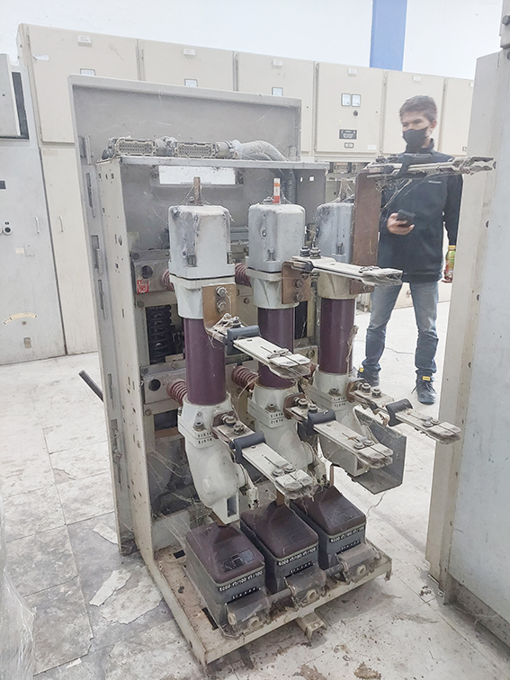 MV Switchgear Retrofit Paiton